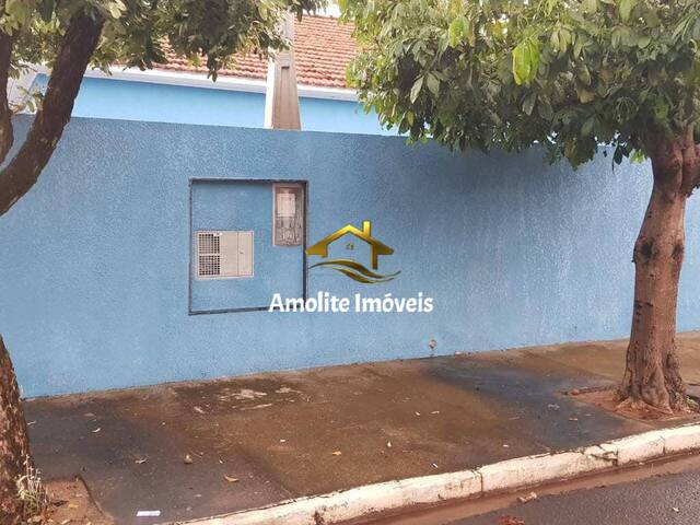 Casa em Bairro para Venda em Rubinéia - 5