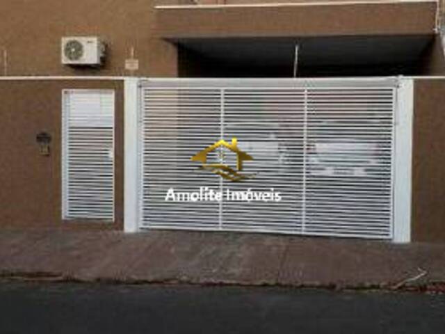 Casa em Bairro para Venda em São José do Rio Preto - 2