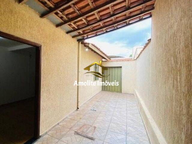 Casa em Bairro para Venda em São José do Rio Preto - 4