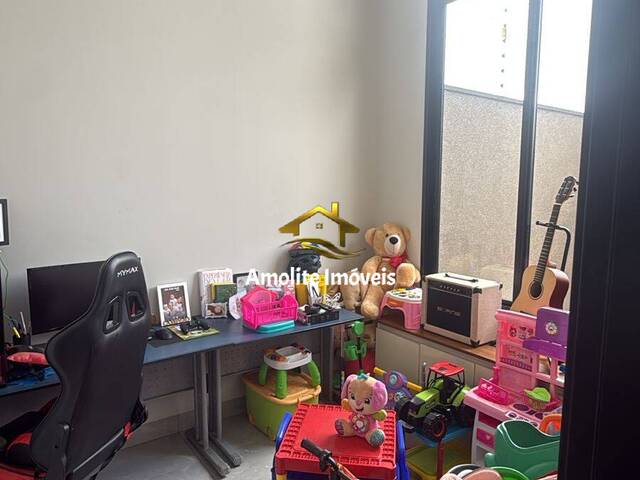 Casa em Bairro para Venda em Mirassol - 5