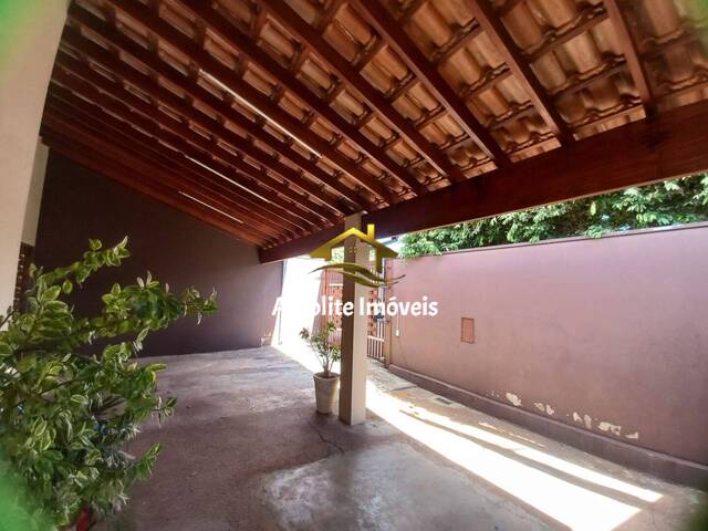 Casa em Bairro para Venda em São José do Rio Preto - 3