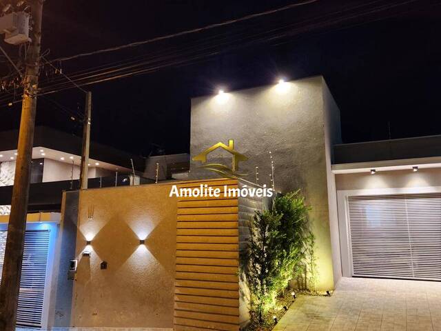 Casa em Bairro para Venda em Guapiaçu - 2