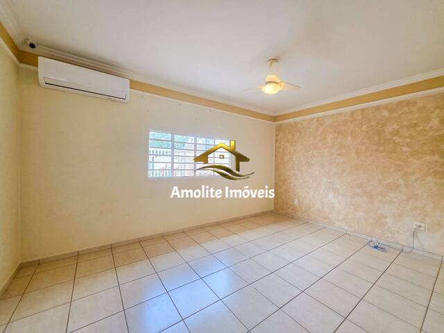 Casa em Bairro para Venda em São José do Rio Preto - 4